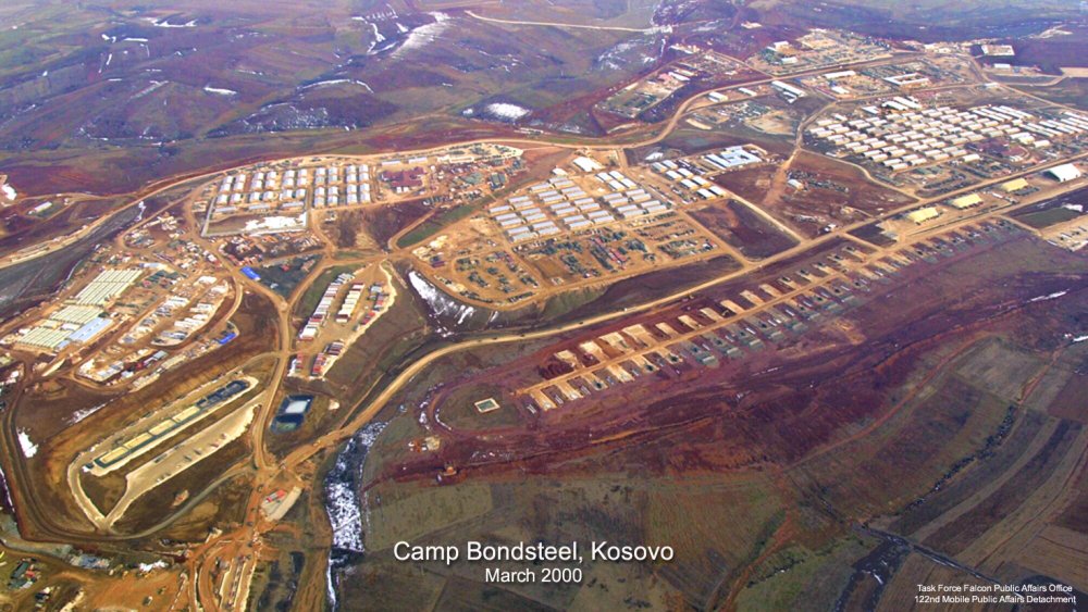 camp-bondsteel_2000.jpg